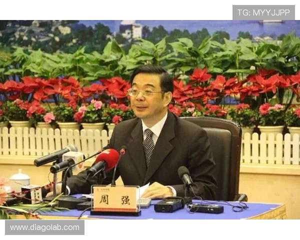 周强专访揭秘飞盘运动崛起背后的成功秘诀与未来展望